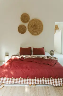 Linen bedding set in Terracotta | Size: US Queen + Queen