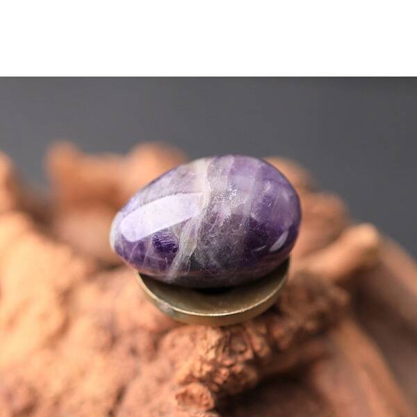 Natural Amethyst Egg Figurines Statues for Home Office Desktop Decoration