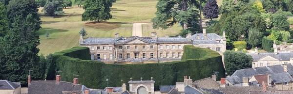 Cirencester Walking Tour: A Guide to the Town’s Tall Tales and History