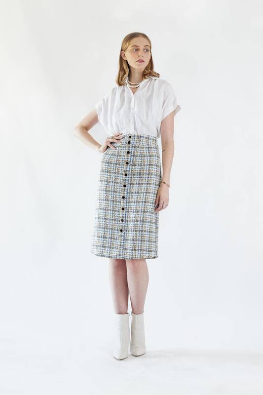 Luxe Plaid Tweed Pencil Skirt | Size: S | Color: White/Gold/Blue