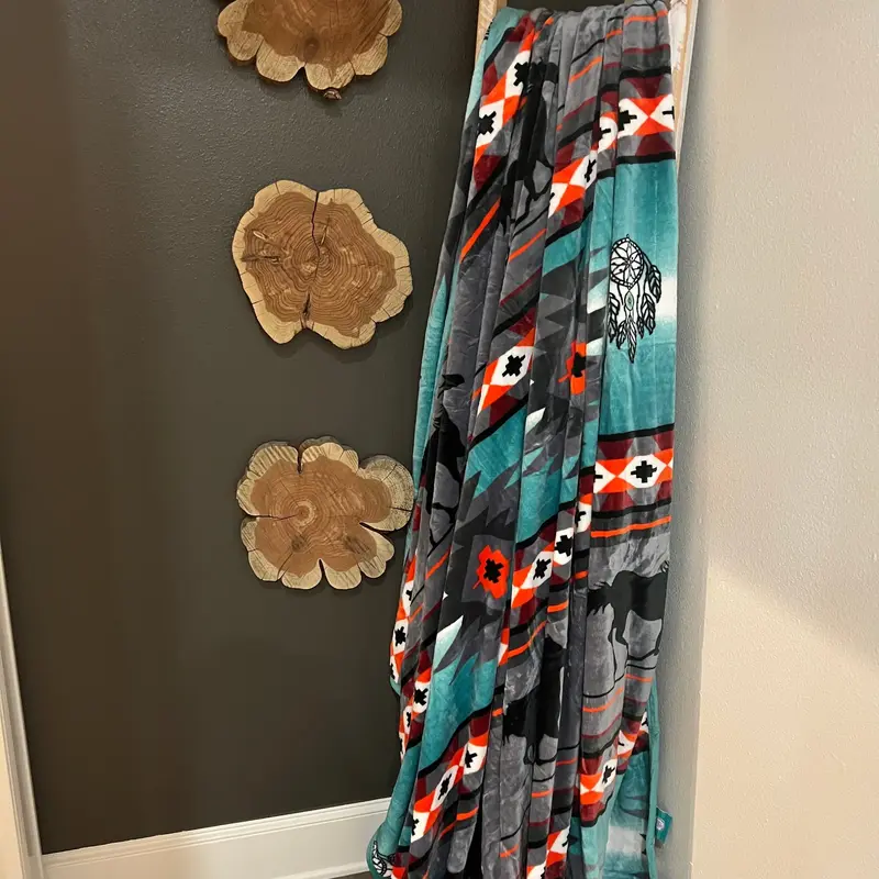 Z Teal Pony Oversized Blanket 82\