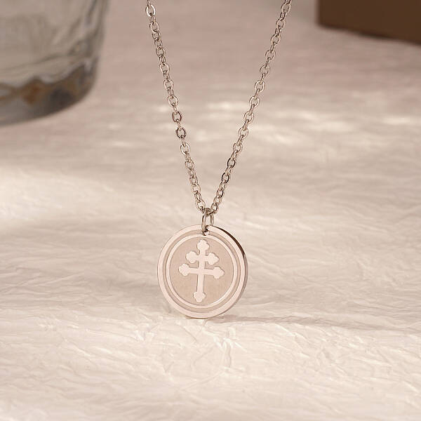 Fashionable Stainless Steel Flat Round Lorraine Cross Pendant Necklaces for Women's Daily Wear