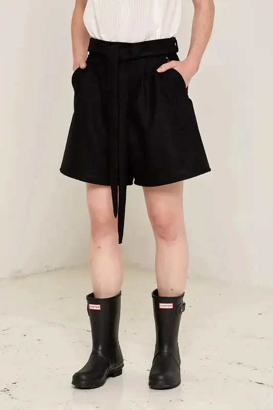 Doralis Shorts (Black) | size: XS