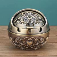 Room Decor Vintage Rose Pattern Ashtray with Lid, 1 Count Portable Metal Ashtray, Hand Carved Indoor & Outdoor Decorative Ash...