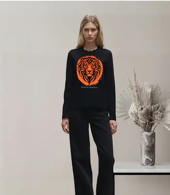 Bold Roar Women's Tee