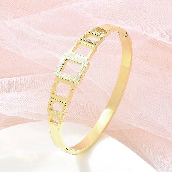 Ion Plating(IP) 304 Stainless Steel Hinged Bangles for Women