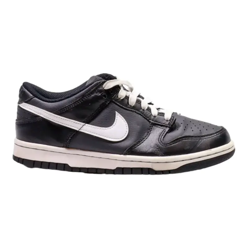 NIKE Dunk 2022 Sneaker Trainers Black Leather Boys UK 5