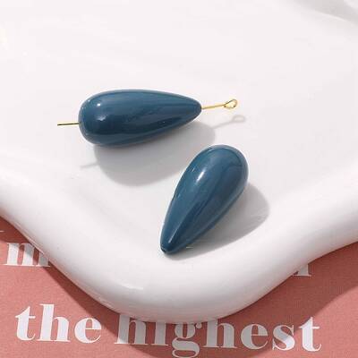 Opaque Resin Beads
