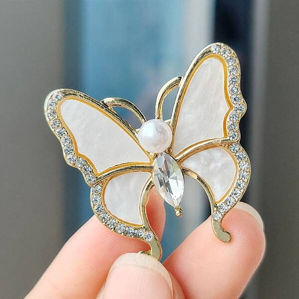 Butterfly Alloy Rhinestone Brooches for Backpack Clothes