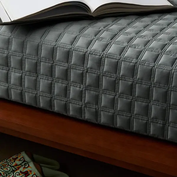 Coverlet Set | Size: Full/Queen | Color: Beige | Touch: Sateen