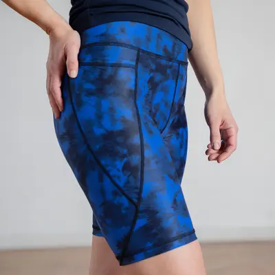 Into the Wild High Waisted Bike Shorts - Gray - M