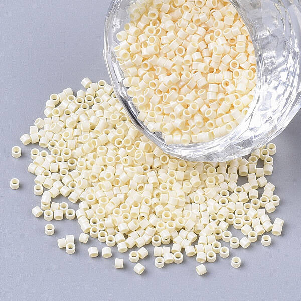 11/0 Grade A Glass Seed Beads