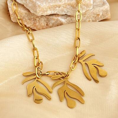 304 Stainless Steel Triple Leaves Pendant Paperclip Chain Necklaces