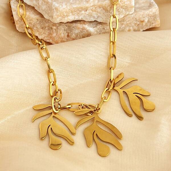 304 Stainless Steel Triple Leaves Pendant Paperclip Chain Necklaces