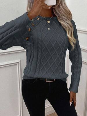 Clara – Button-Detail Cable Knit Sweater