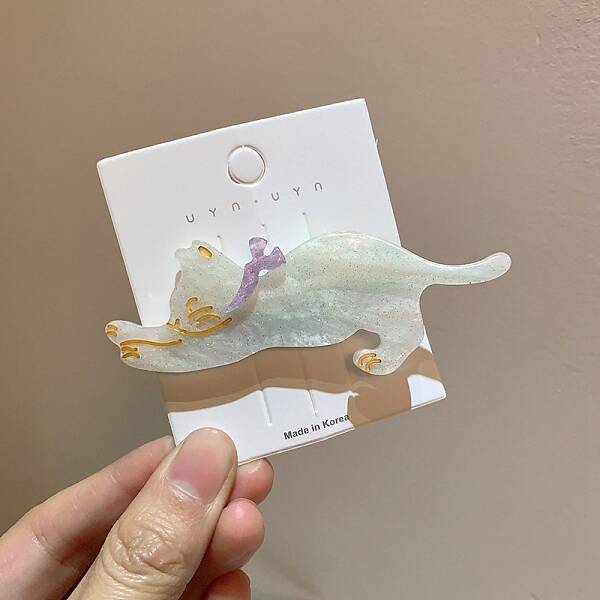 Glitter Cat Acrylic Alligator Hair Clips with Random Color Bowknot