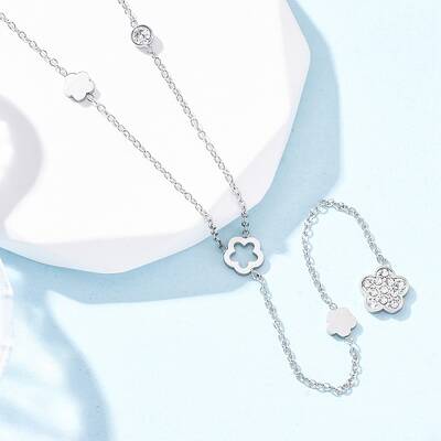 304 Stainless Steel Crystal Rhinestone Flower Y Necklaces