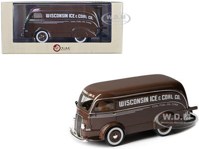 1938 International D-300 Delivery Van Brown \