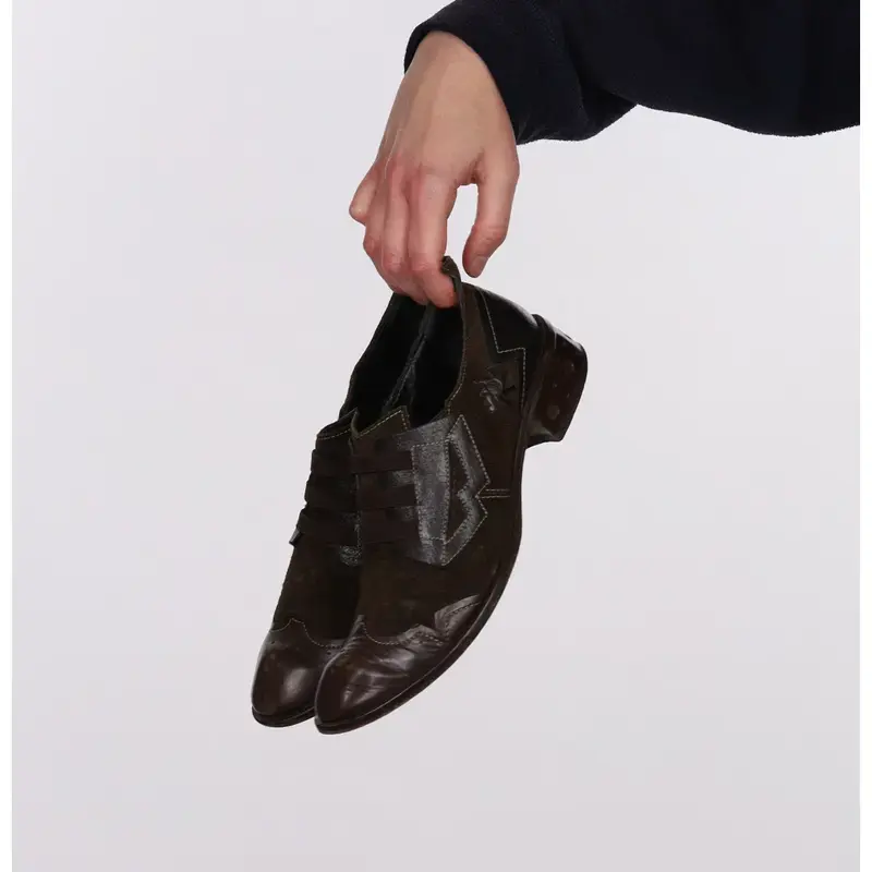 Mao Shoes - UK 5 Brown Suede