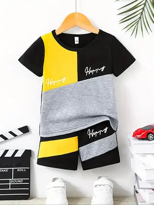 Two-piece Set Set Boy's Colorblock Short Sleeve Tee & Shorts Set, Casual Round Neck T-shirt & Shorts, Summer Clothes for Kids...