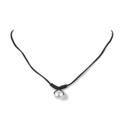 Round Shell Pearl Pendant Necklaces