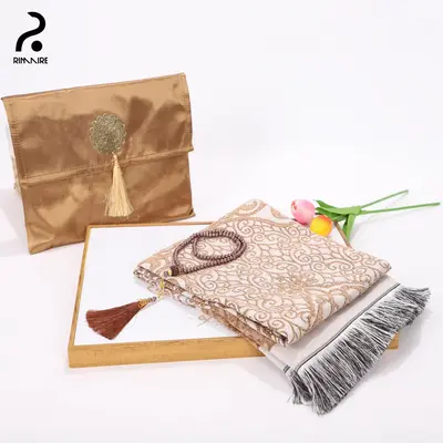 RIMAIRE Prayer back Ramadan Muslim Prayer Mats Luxry Design Gift Bag with Prayer Rug and Prayer Beads Luxury Islamic Elegant ...