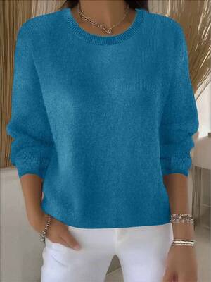 Clara – Button-Detail Cable Knit Sweater