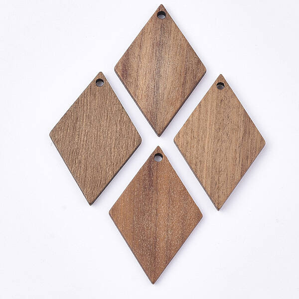 Undyed Walnut Wood Pendants