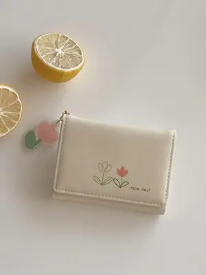 Women's Cute Floral Pattern Short Wallet with Pendant, Casual Simple Multi-card Slots Card Holder, Fashionable Wallet for Dai...