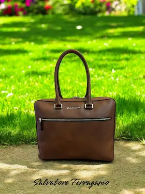 Pre-owned SALVATORE FERRAGAMO Leather professional & technology bags Grained Business Briefcase