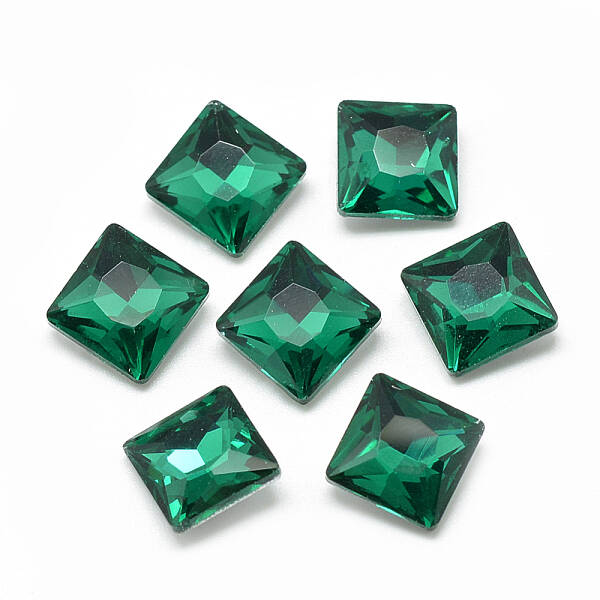 Pointed Back Glass Rhinestone Cabochons