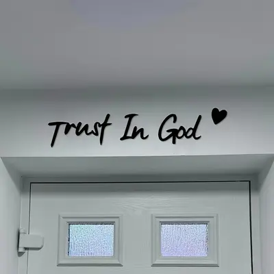 Wooden Wall Art, Trust in God Letter Pattern Wall Hanging Decor, Inspirational Wall Hanging Decor for Home, Prayer Room & Far...