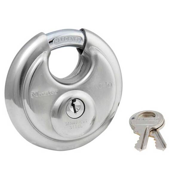 Master Lock Discus Padlock, Shrouded Shackle, Keyed Different, Key Retaining, Body Width: 2-3/4 (70Mm), Shackle Length: 5/8...