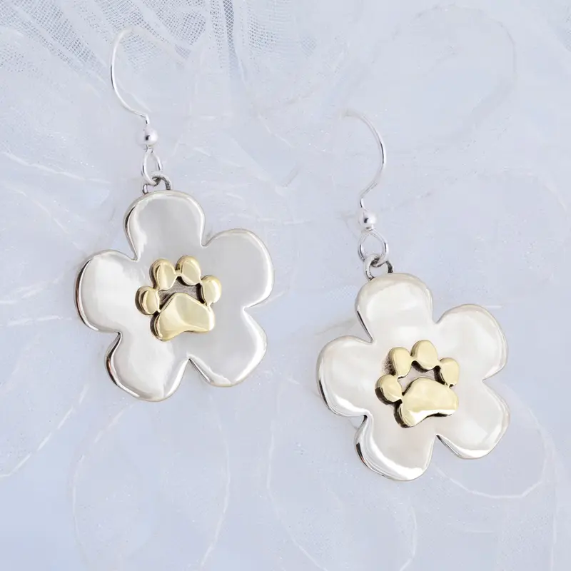 Daisy Love Paw Earrings