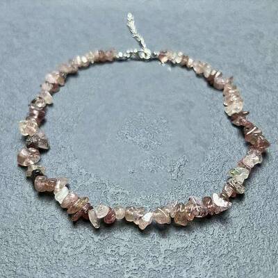 Natural Strawberry Quartz Chip Beaded Necklaces for Women