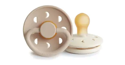 FRIGG Moon Phase Size 1:0-6 months Cream/Croissant pacifier 2 pcs