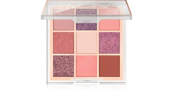 Makeup Revolution Ultimate Nudes Eyeshadow Palette Color Light 8 g