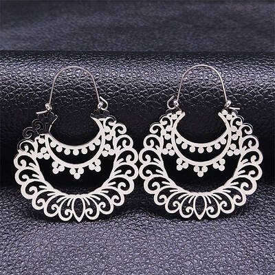 Non-Tarnish 304 Stainless Steel Hollow Flower Hoop Earrings