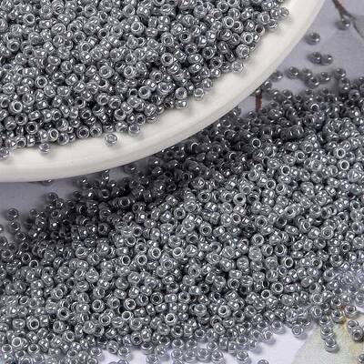 MIYUKI Round Rocailles Beads