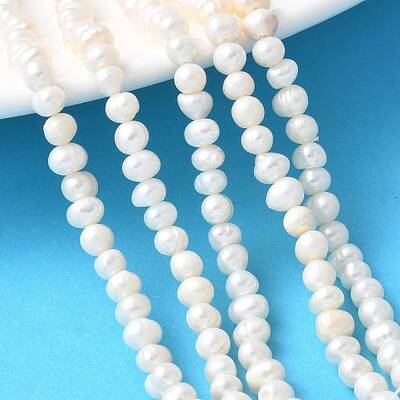 Natural Cultured Freshwater Pearl Beads Strands