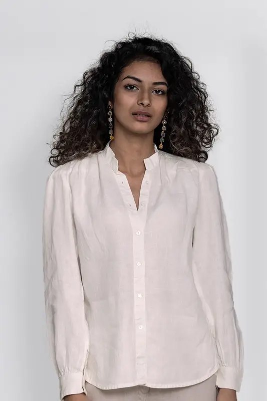 The Wild River Shirt in Off-white | Color: Shell Off-White | Size: M