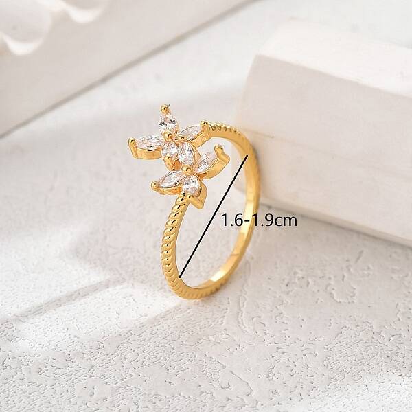 Flower Design Ladies Ring for Daily Wear