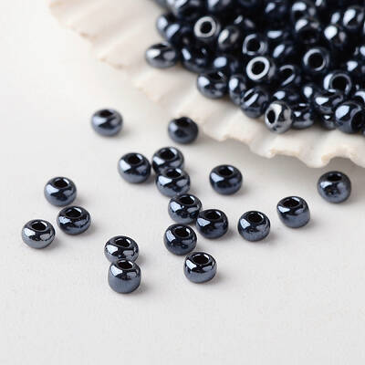 12/0 Grade A Round Glass Seed Beads