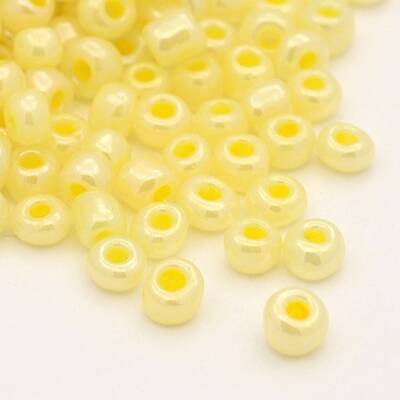 8/0 Ceylon Round Glass Seed Beads