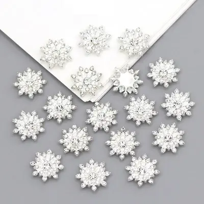 Christmas 10pcs Snowflake Shaped Rhinestone Decorated Button, Diy Sewing Accessories for Clothing Shoes Bags, Sewing Supplies