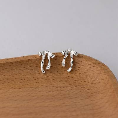 925 Sterling Silver Stud Earrings