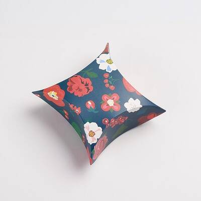 Flower Pattern Paper Pillow Candy Boxes