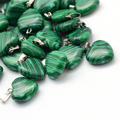 Heart Dyed Synthetic Malachite Pendants