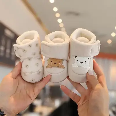 Cute cartoon baby bear comfortable soft warm boots