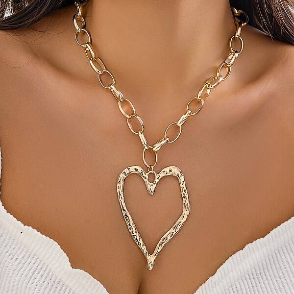 Alloy Pendant Necklaces